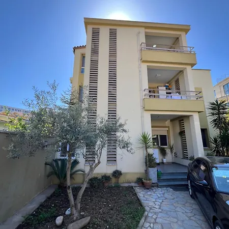 Eco Loft W Big Balcony/veranda Tirana